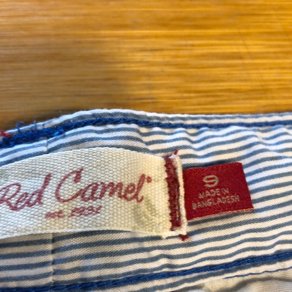 Shorts - Picture 2 of 3